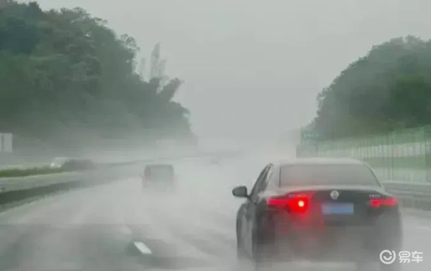 注意！这些驾驶行为已入违章黑名单，老司机也可能中招