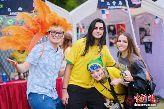 华东师大第十九届国际文化节举行，多元文化汇聚交融