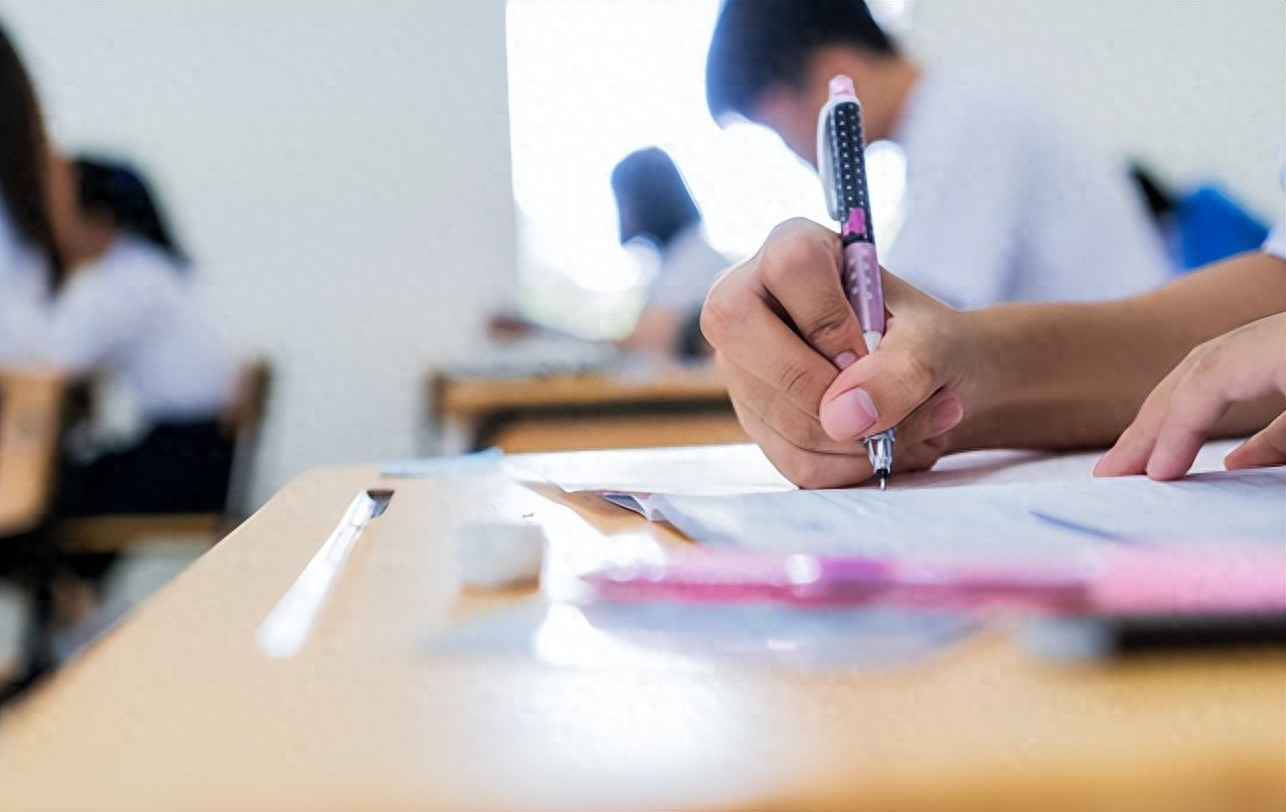 高考录取大变天：2026填志愿不懂大类招生要吃大亏