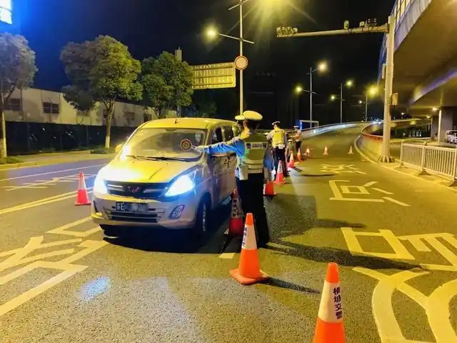 夏天开车当心被罚！苏州严查酒驾超速等违章