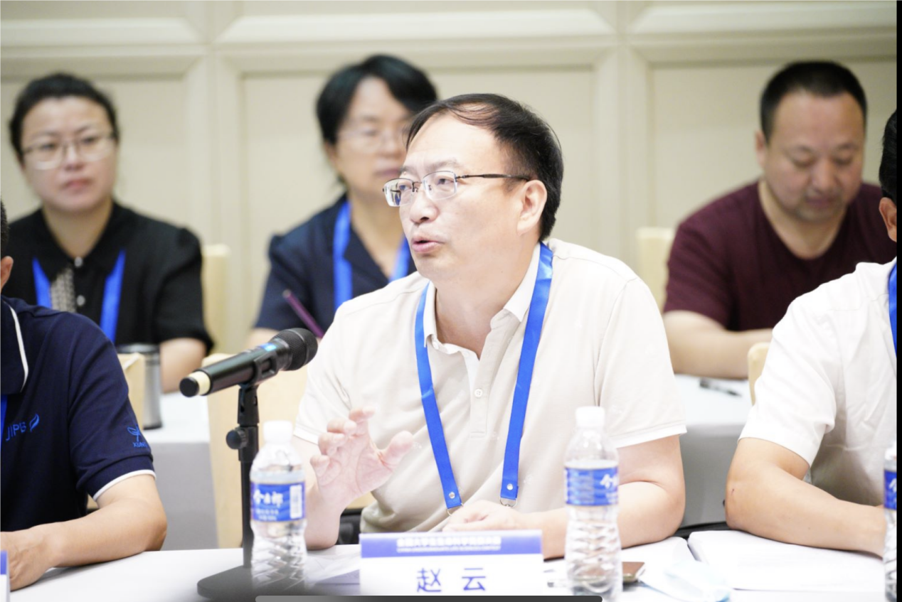 大学科技竞赛:7省75个项目在西华大学评审