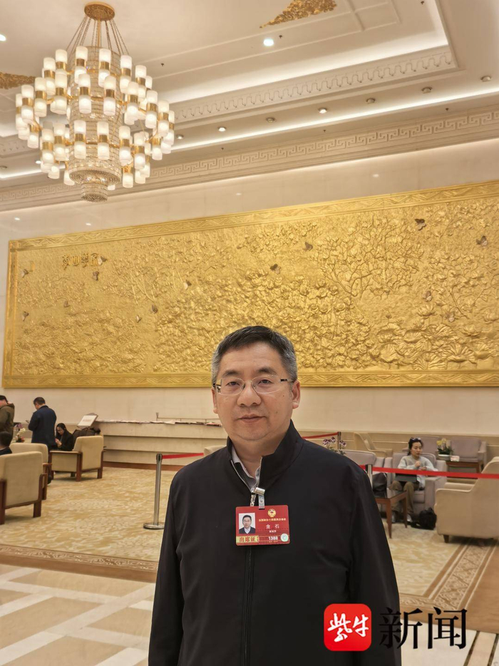 “双一流”高校扩招本科生10万余人。全国政协委员回应：优秀本科生扩招以“精准供给”回应国家战略需求