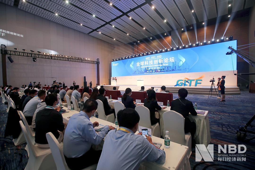 2020 疫情贯穿全年,亚洲成全球经济稳增长重要力量