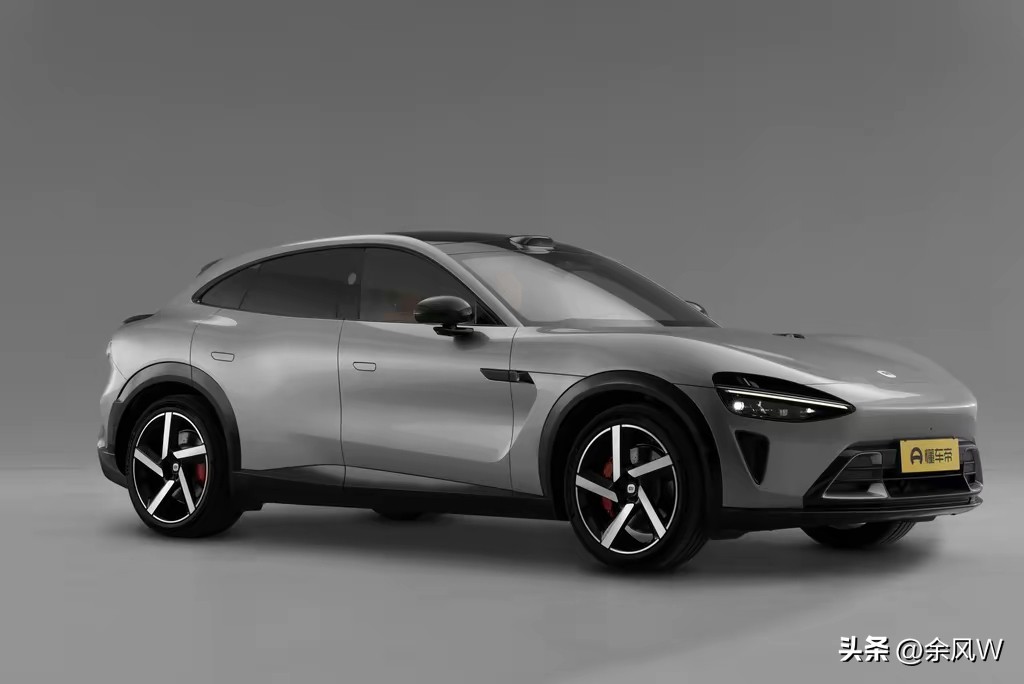 老司机揭秘!高速真正黄金车道不是左道,这些风险要知道