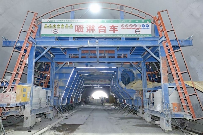 董梁沈新高速六条隧道全贯通,大洼村隧道施工有妙招