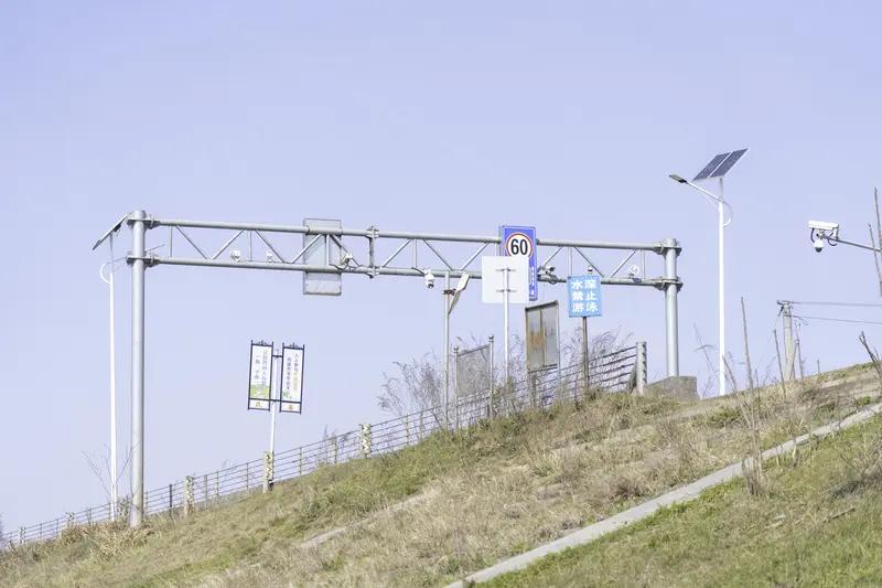 高速测速方式全解析：定点、区间、移动测速规则与注意事项