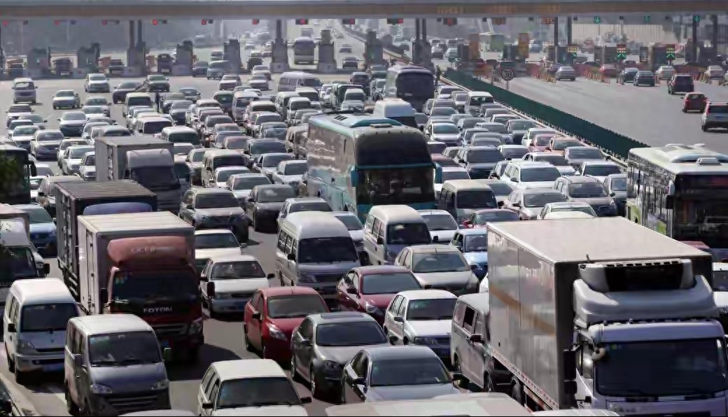 2026高速免费政策不变！春节国庆等节假日仍正常免费