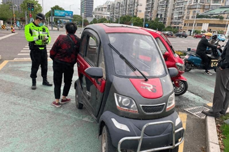 老年代步车管理受限，这些替代方案能解决出行难题吗？