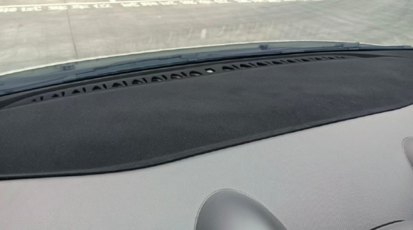 高速CPC卡放无线充电板会起火炸裂,危及司乘安全