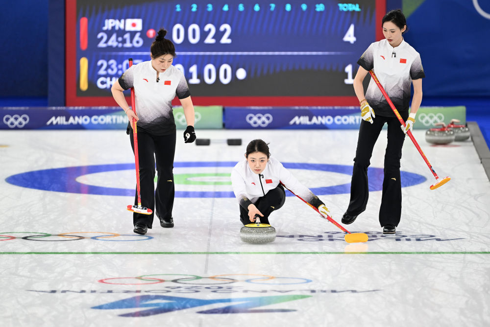 米兰冬奥会冰壶赛中国男女队第十,老将徐晓明传承经验