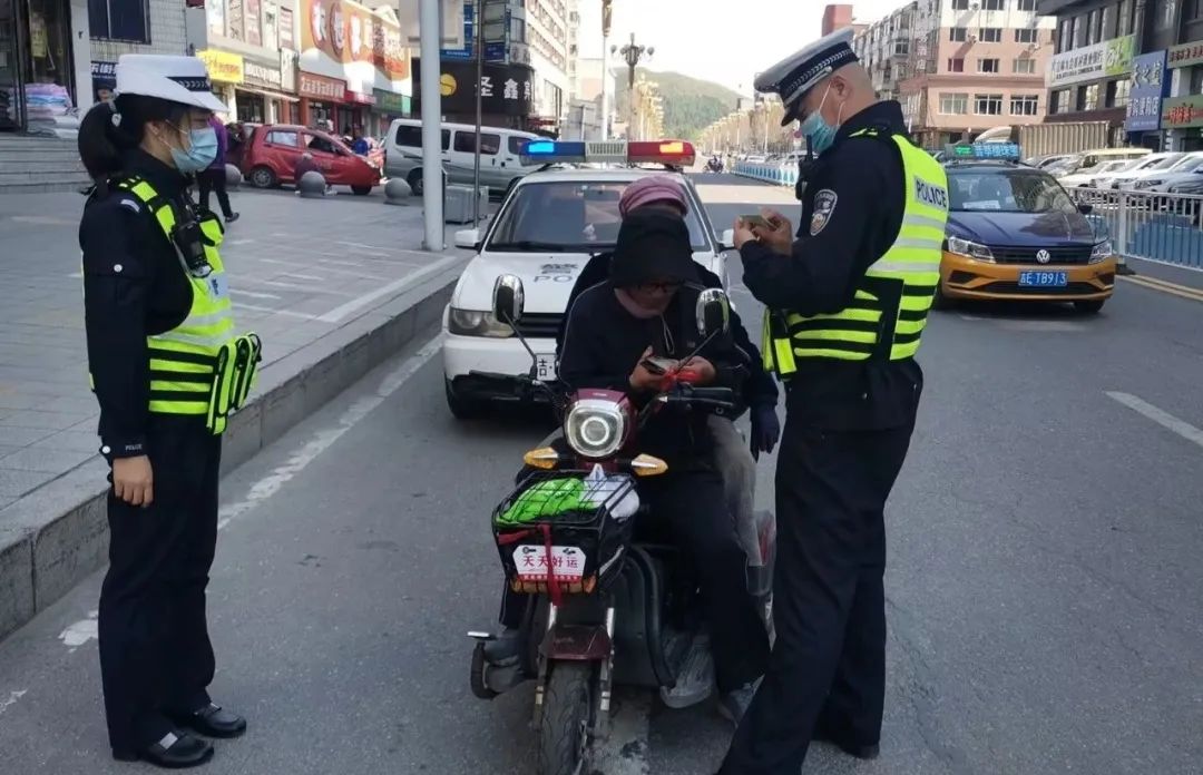 通化市多措并举治理电动车违章，加强交通安全管理