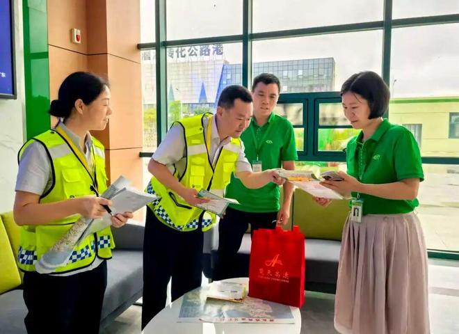 楚天高速提前26天完成5万张ETC发行年度目标，服务获赞