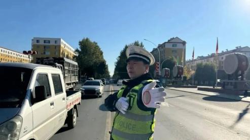 秋冬交替恶劣天气多,公安交管部门多措并举保交通安全