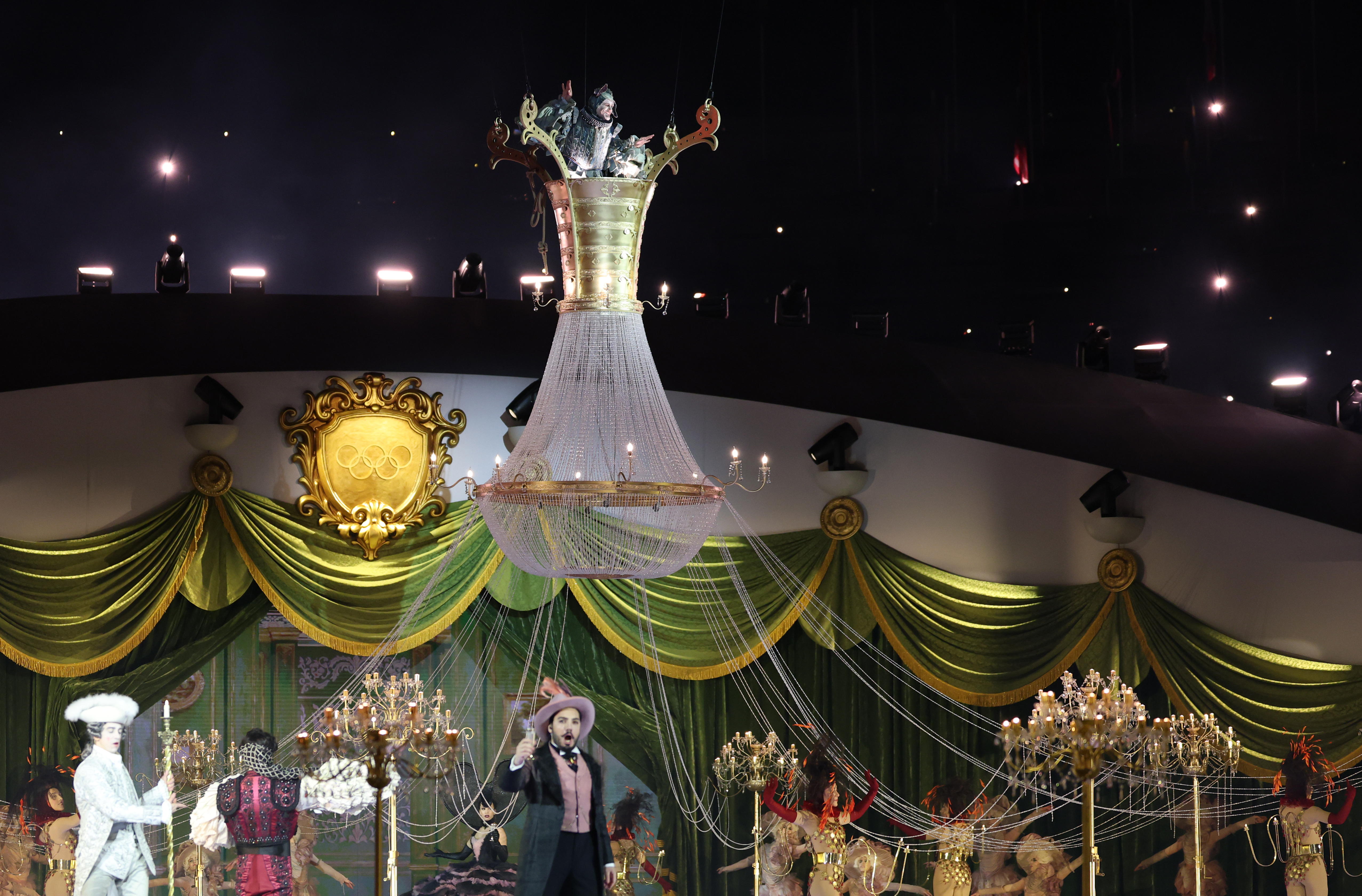 2026米兰-科尔蒂纳冬奥会闭幕式精彩表演瞬间全记录