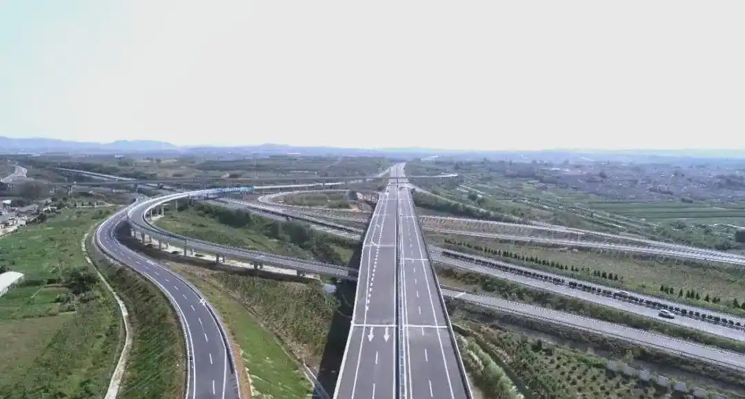 清明时节交通流量事故高发,出行规划要提前做好