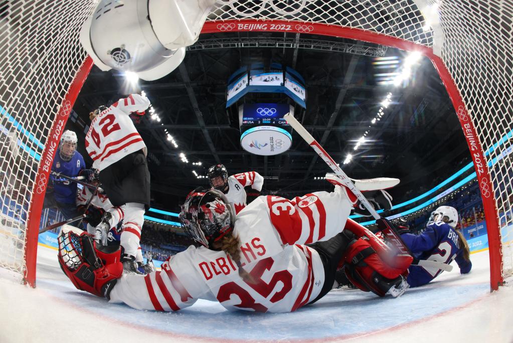 北京冬奥会17日看点：冰球花滑赛场激战，中国军团力争突破