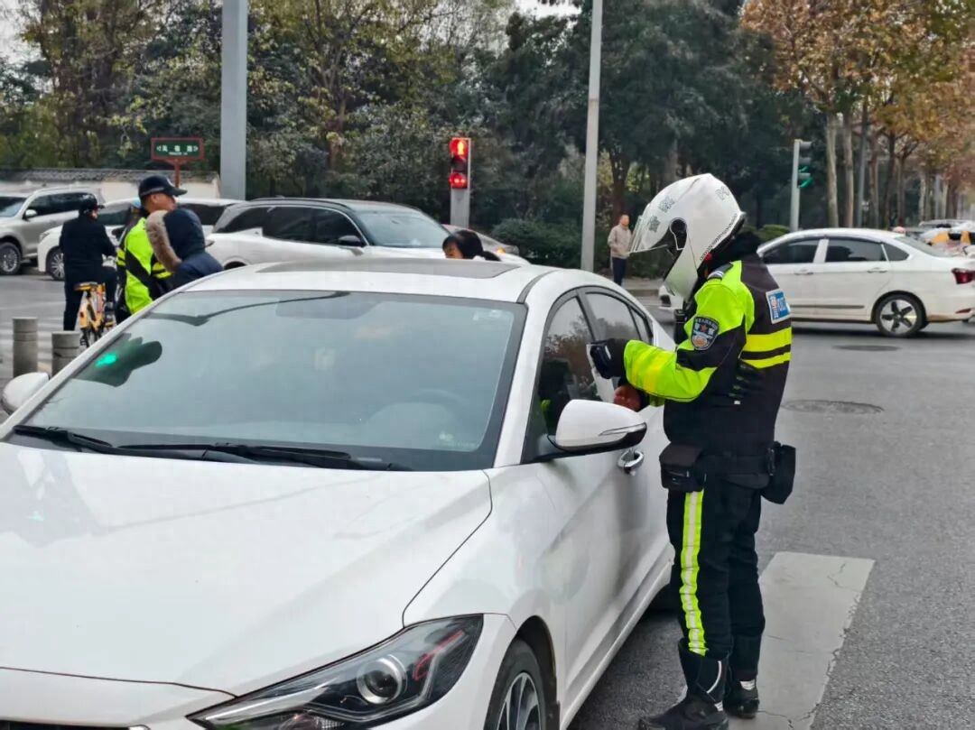 西安违停严管区曝光 这些路段停车要当心